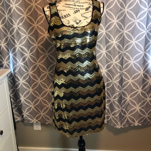 Guess Chevron Sequin Cocktail Dress - Picture 2 of 9